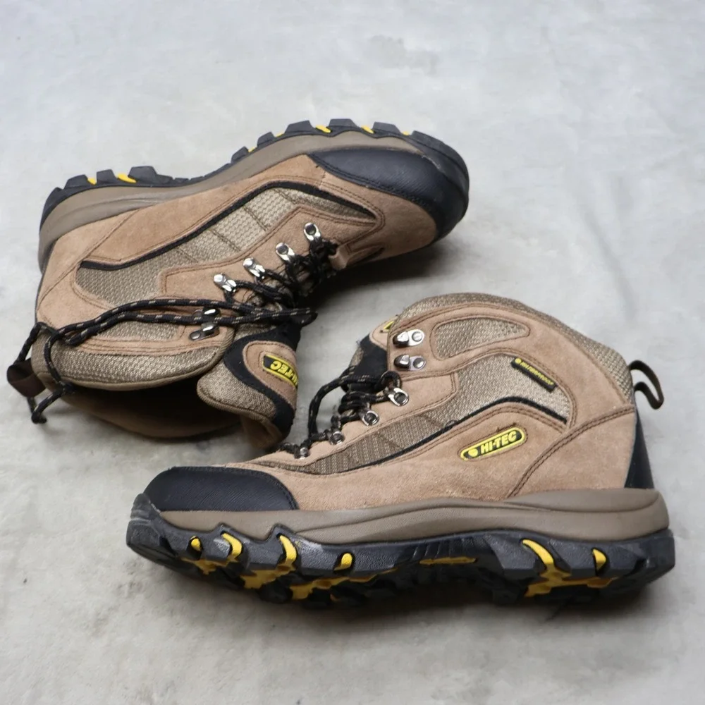 Hi-Tec Mens 10.5 Hiking Boots Brown Waterproof Lace Up Mid Cut Outdoor 7198